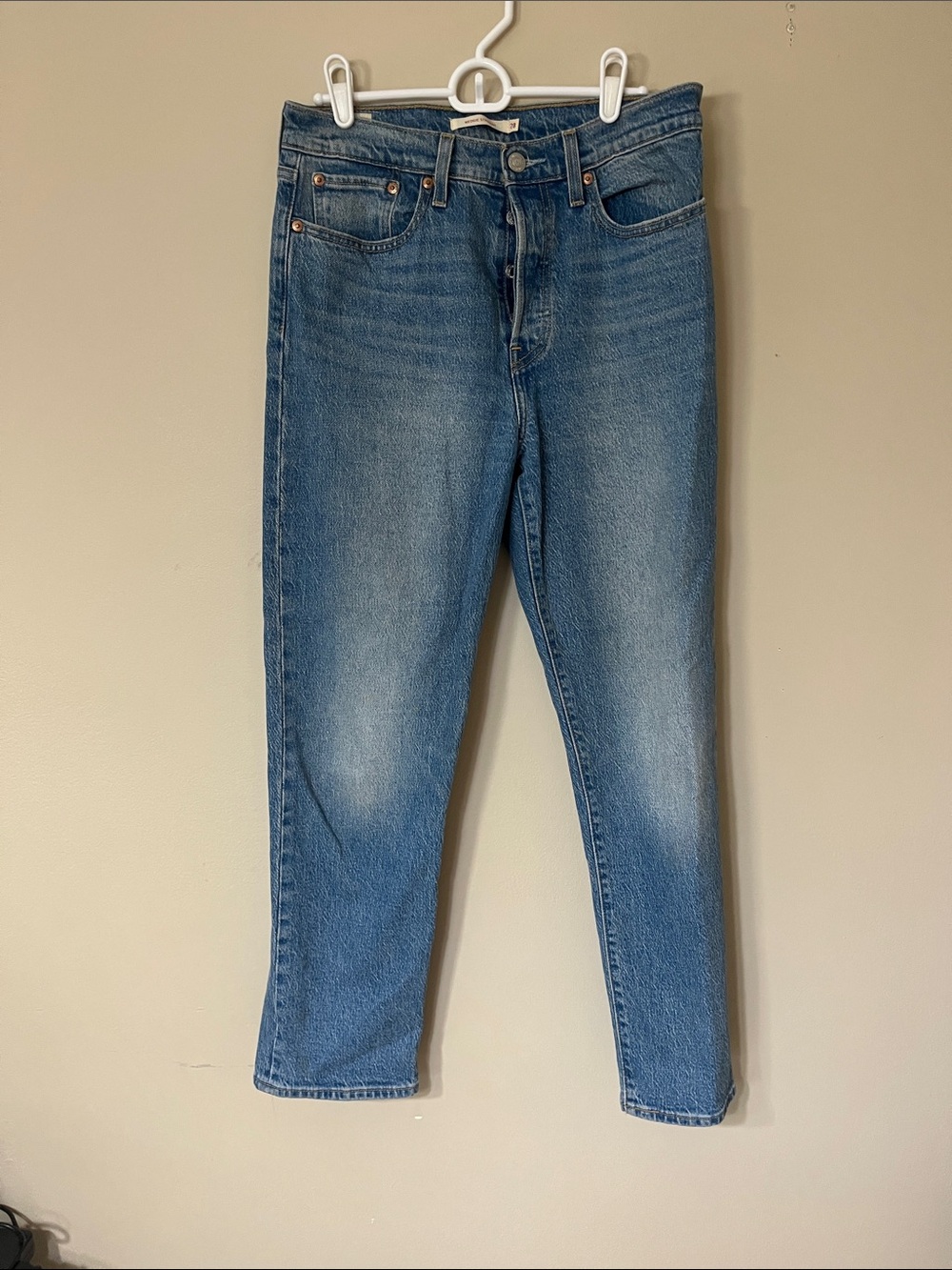 Levi's Women's Blue Straight-Leg Jeans